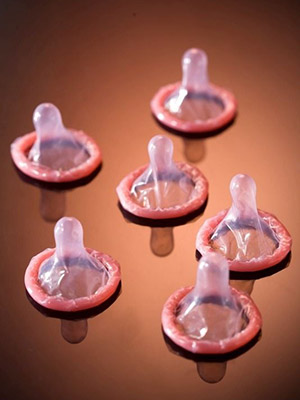 夫妻做爱时使用避孕套过敏怎么办