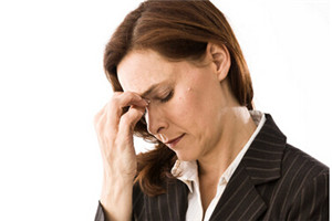 偏头痛恶心眼睛疼怎么办才好