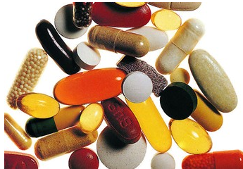 患有腰肌劳损吃什么药物_飞华健康网