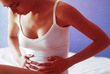 月经不调有血块是怎么回事_飞华健康网