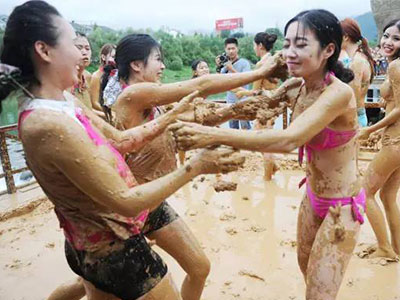 男人福利:美女赤身裸体泥浆大战 - syg435896545 - syg435896545的博客 两性
