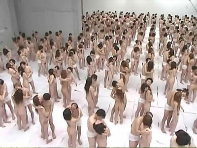 群P者的疯狂派对!加拿大群交换妻合法化