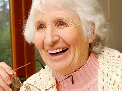 盘点:老年人做种植牙有哪些好处