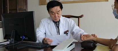 侯卫国 主任医师